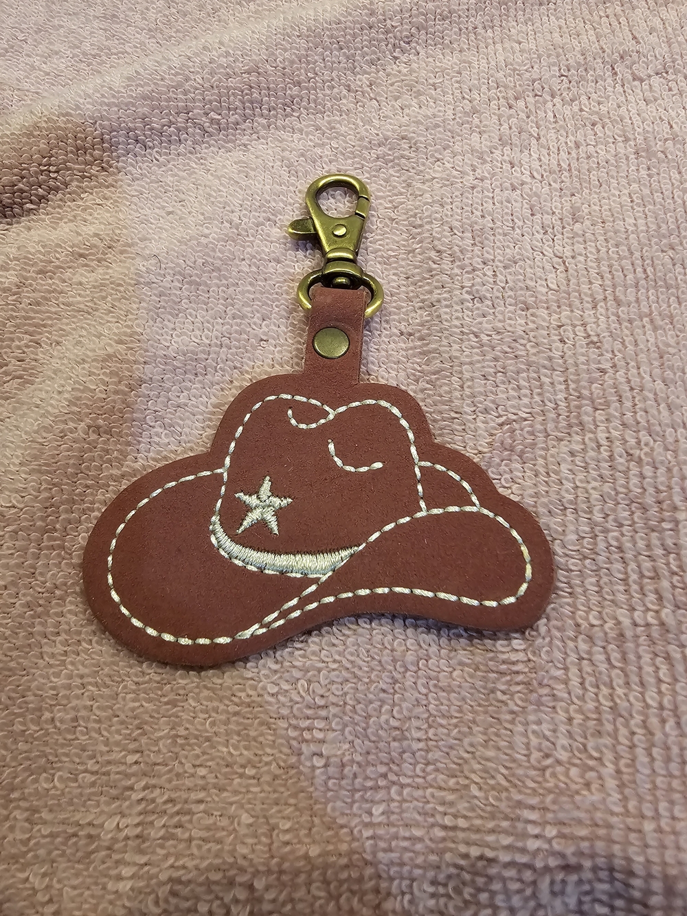 Cowboy Hat Key & Card Holder Keychain - Brown
